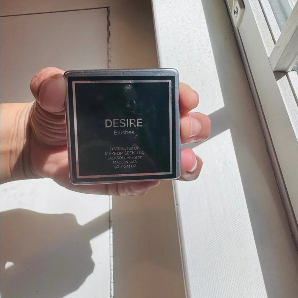 Makeup Geek Blush Matte Finish DESIRE NIB